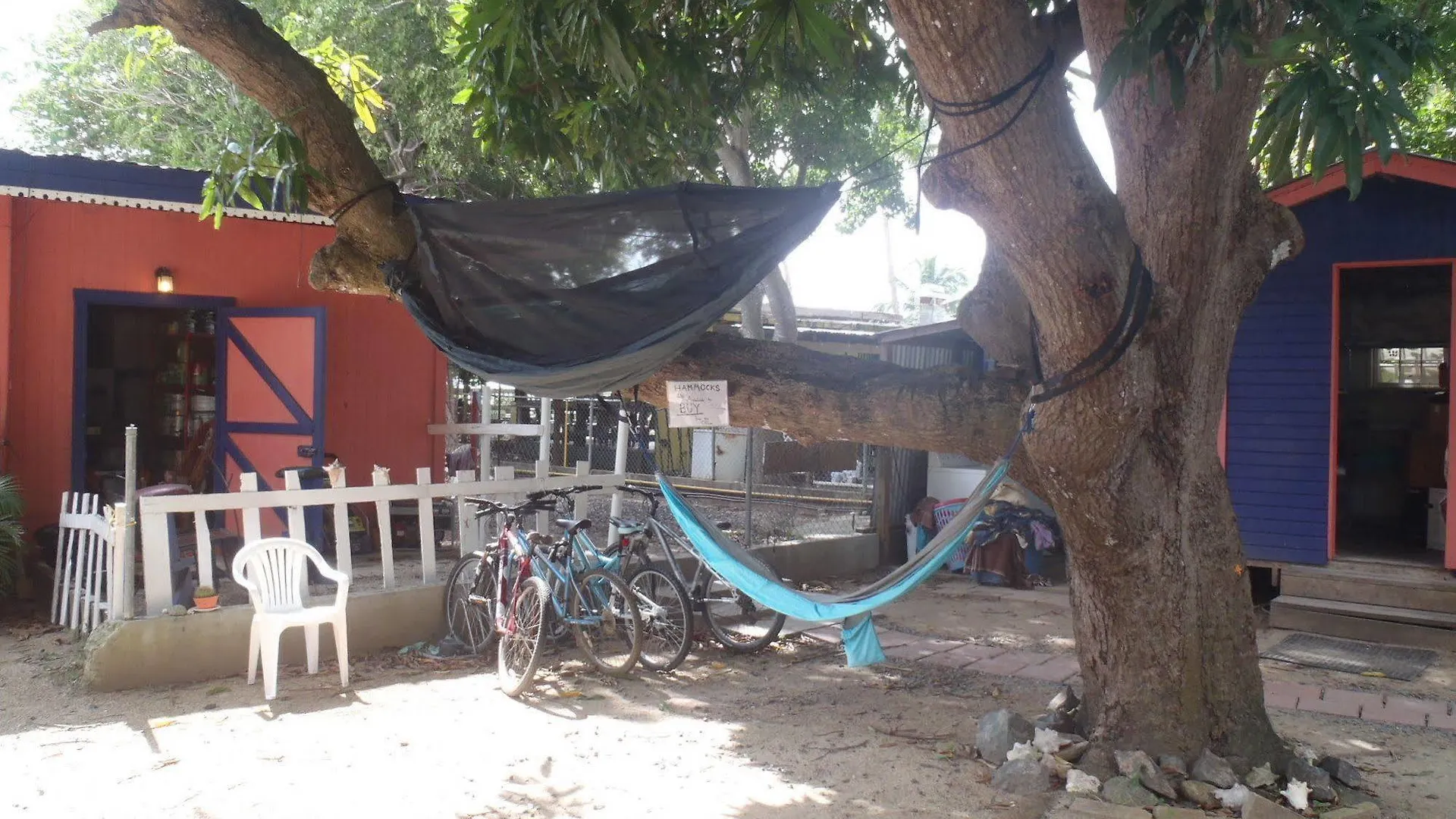 Waterside Inn Vieques Hostel